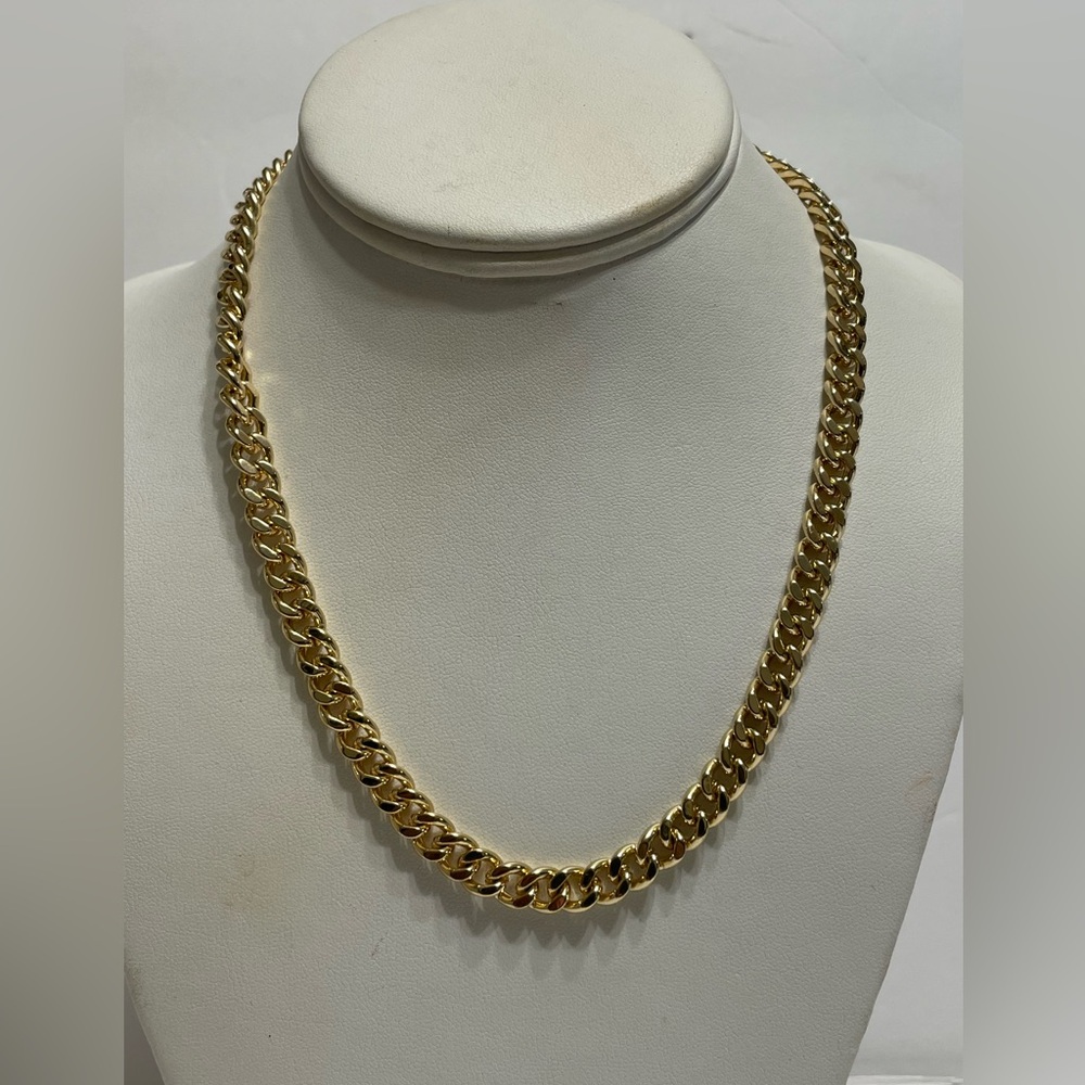 ANJALAI NECKLACE